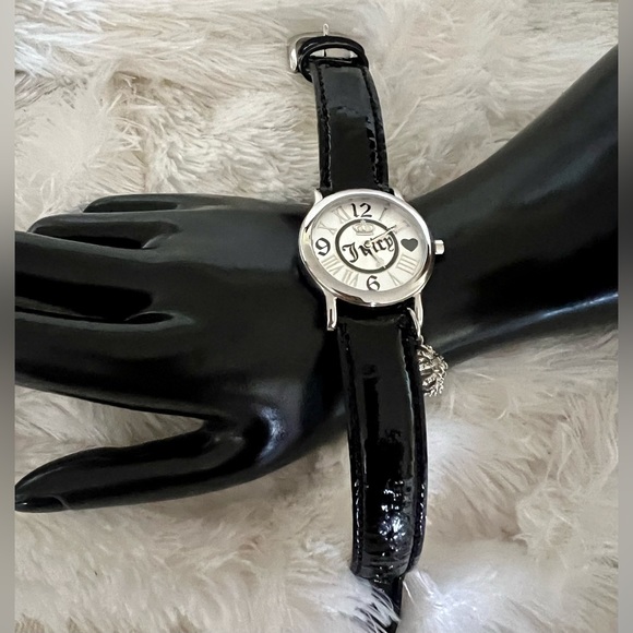 *Rare find* Vintage Juicy Couture Stainless Steel and Black Leather Strap Watch - Picture 4 of 10